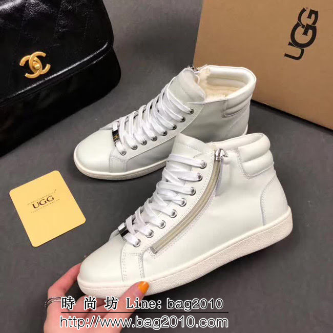 UGG 澳洲頂級羊皮毛一體694 18年專櫃爆款 保暖休閒鞋 QZS2847